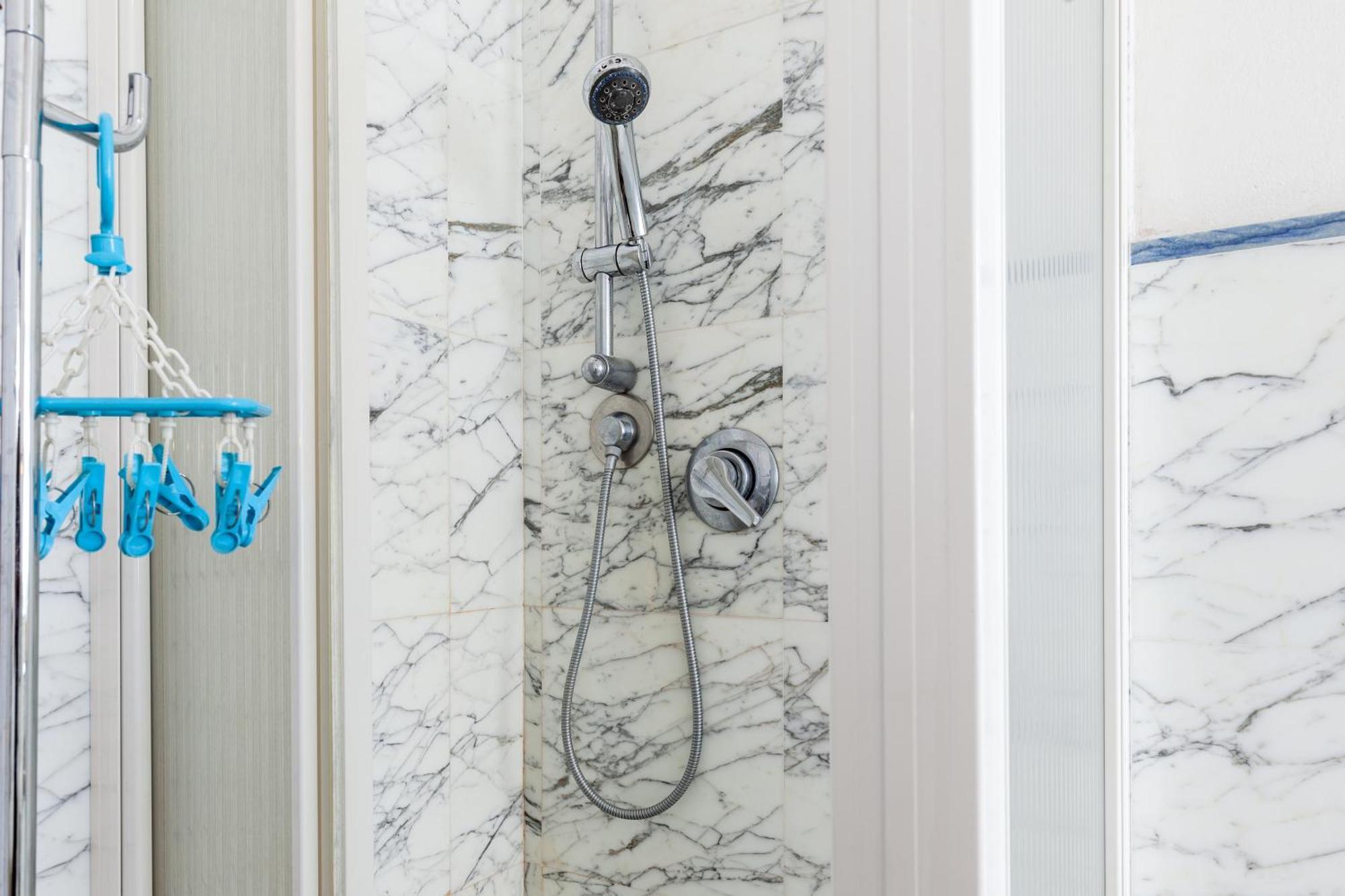 Marble House Apartment Карара Екстериор снимка